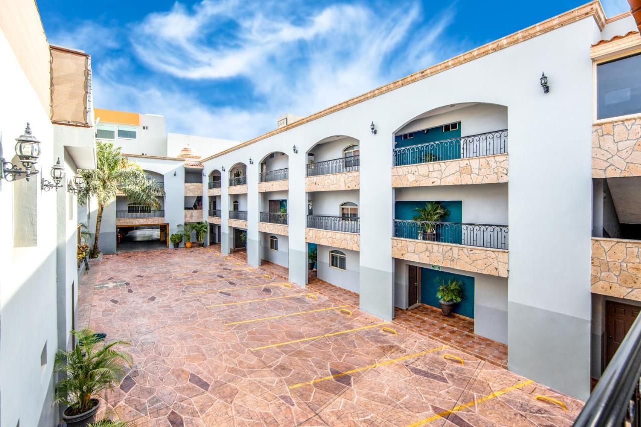 Inhouse Culiacán Exterior foto