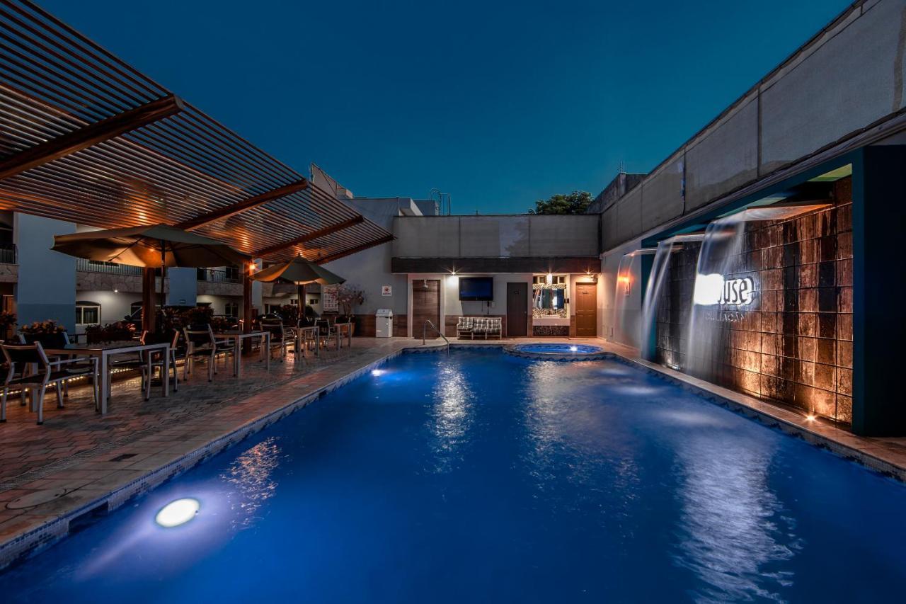 Inhouse Culiacán Exterior foto