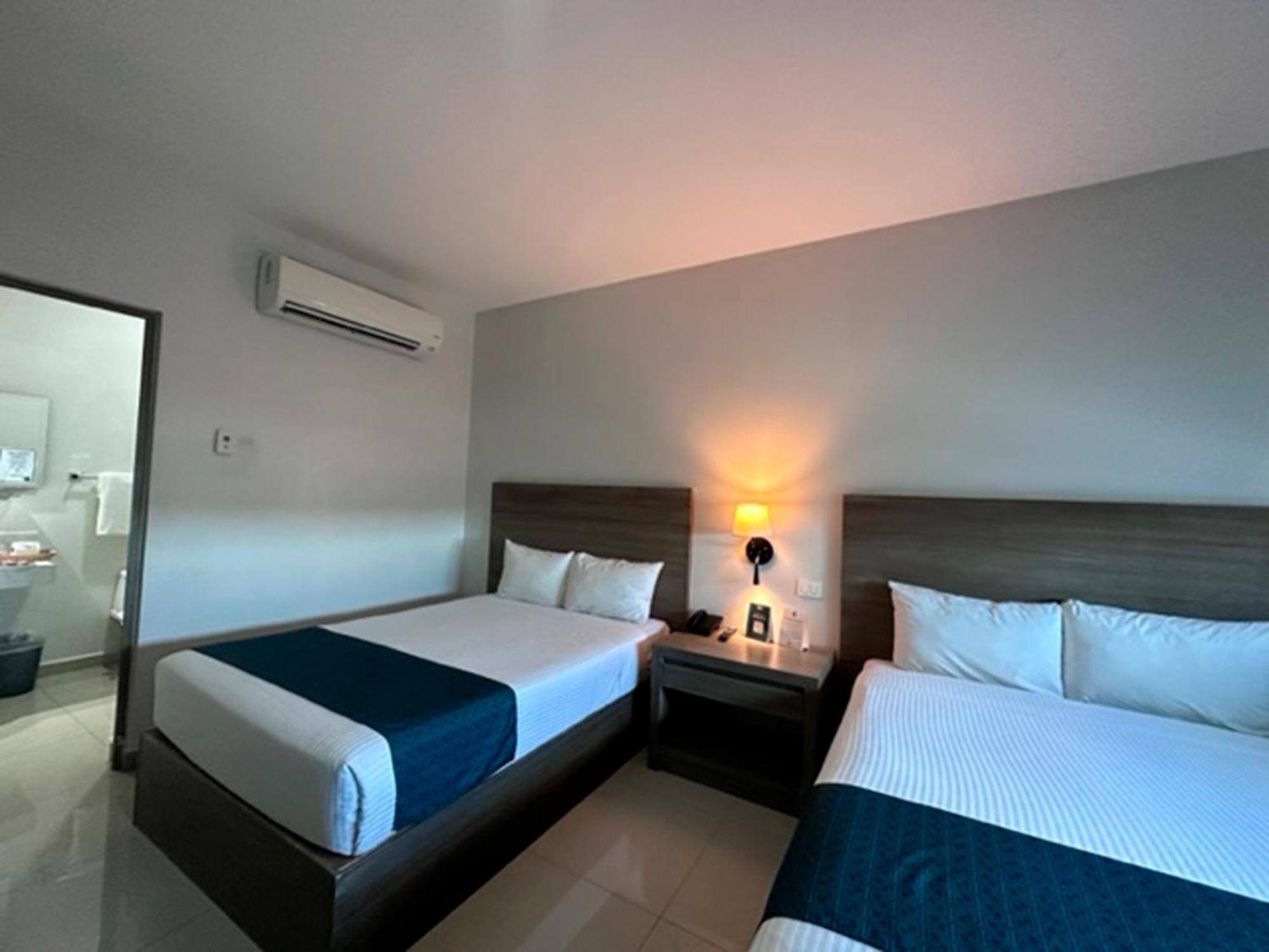 Inhouse Culiacán Exterior foto